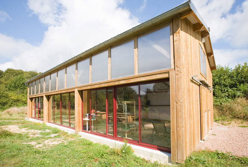Réinterpréation du hangar agricole Atelier Correia — free download